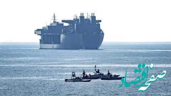 بلومبرگ: تنگه هرمز عملاً به روی تقریباً تمام کشتی ها بسته شده است