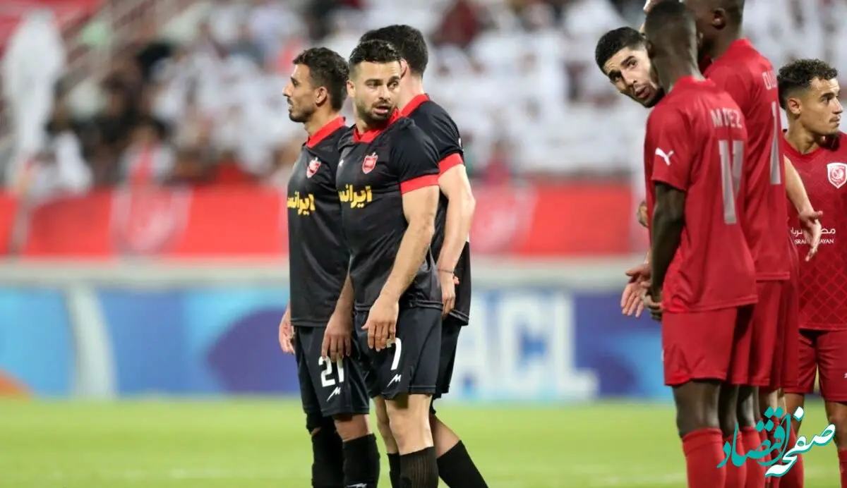 توهین و تحقیر یک قطری به ستاره پرسپولیسی ها ؛ می خواهی یک تکه از چمن ما را به ایران ببری ؟  