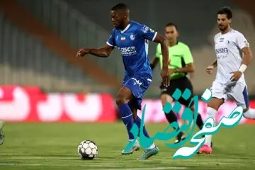 یک صحنه عجیب که داور دیدار استقلال آن را ندید | عکس
