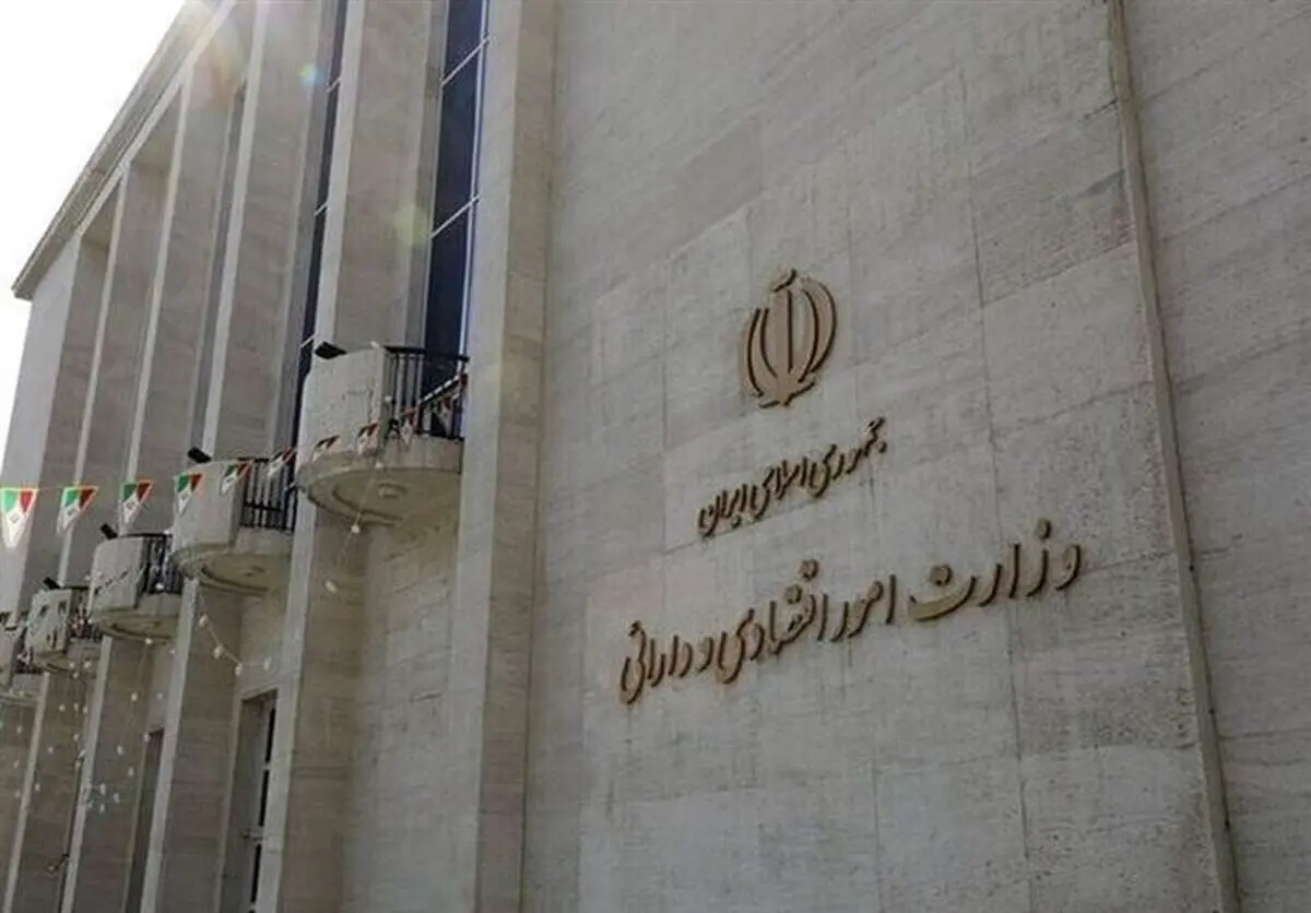 وزیر اقتصاد جوان زیر فشار جنگ اقتصادی؛ آینده مالی ایران در دستان علی مدنی‌زاده