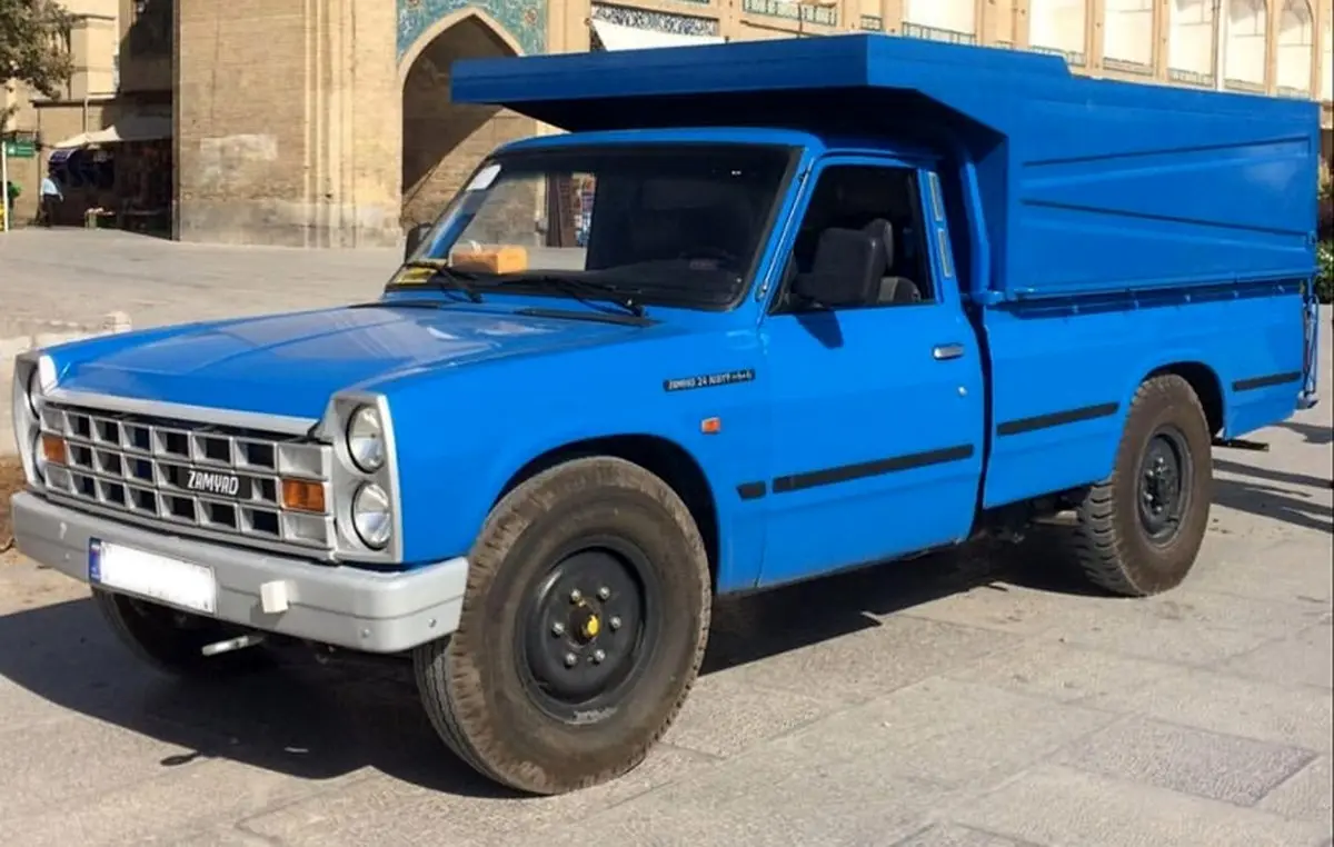 اختلاف قیمت وانت نیسان قیمت کارخانه و بازار آزاد | معامله کدام مدل سود بیشتری دارد؟ + جدول قیمت