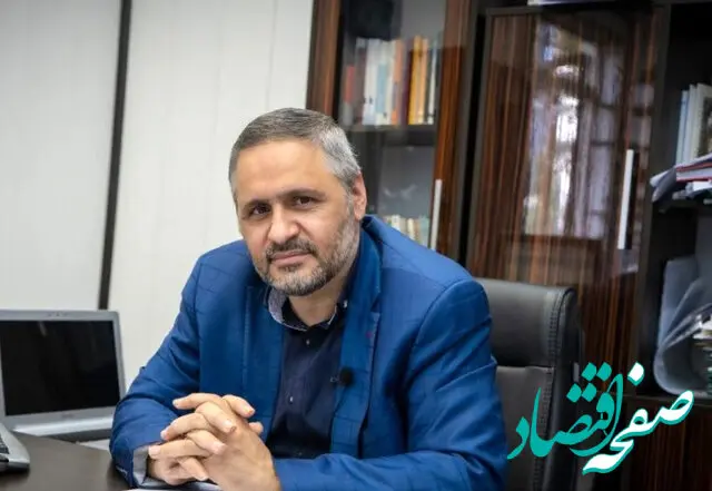 حمایت از مردم نباید با فشار به تولیدکننده تأمین شود