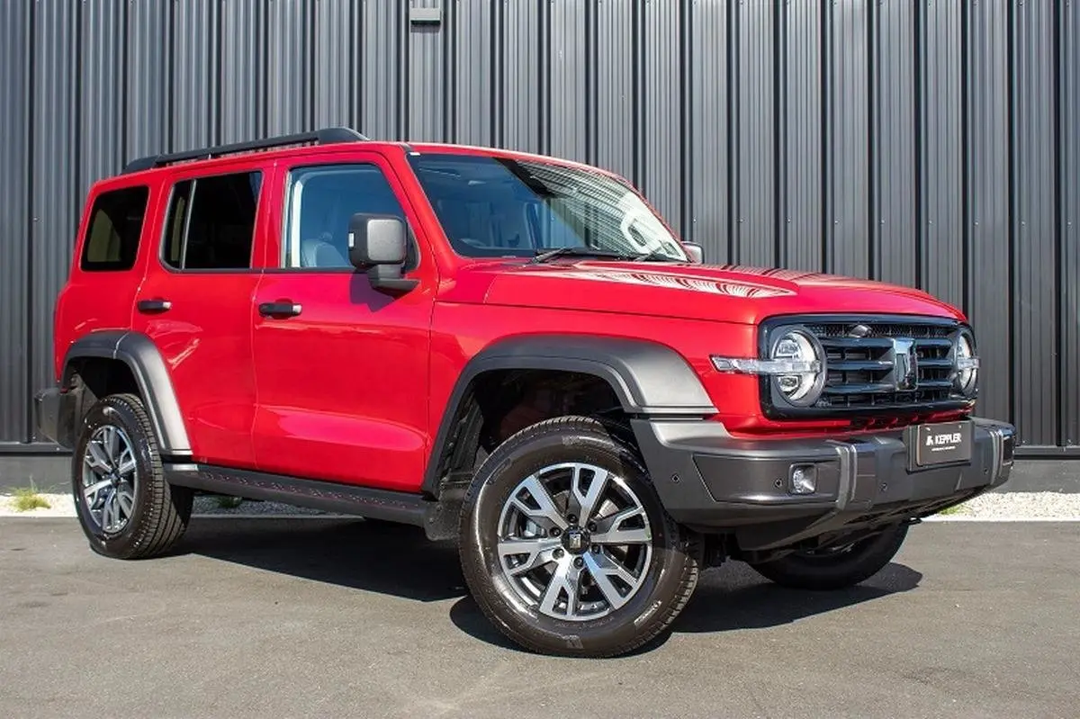 آغاز پیش‌فروش تانک ۳۰۰