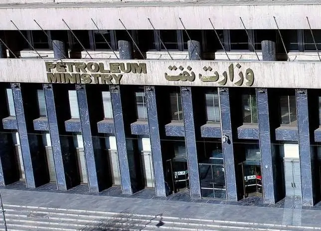 ناترازی، خاموشی و ابهام؛ چرا وزارت نفت از ریل وعده‌ها خارج شد؟