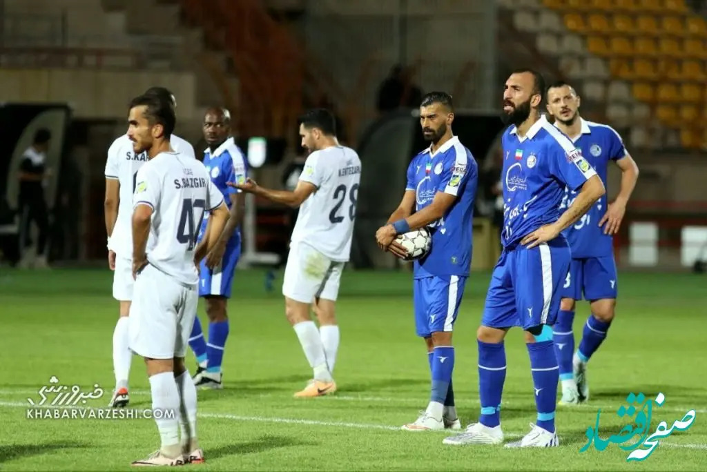 نکونام باید پاسخگو باشد