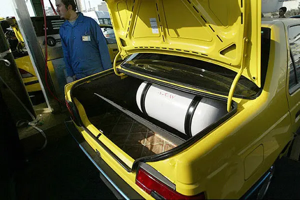 میزان مصرف خودروهای دوگانه‌سوز چقدر است؟