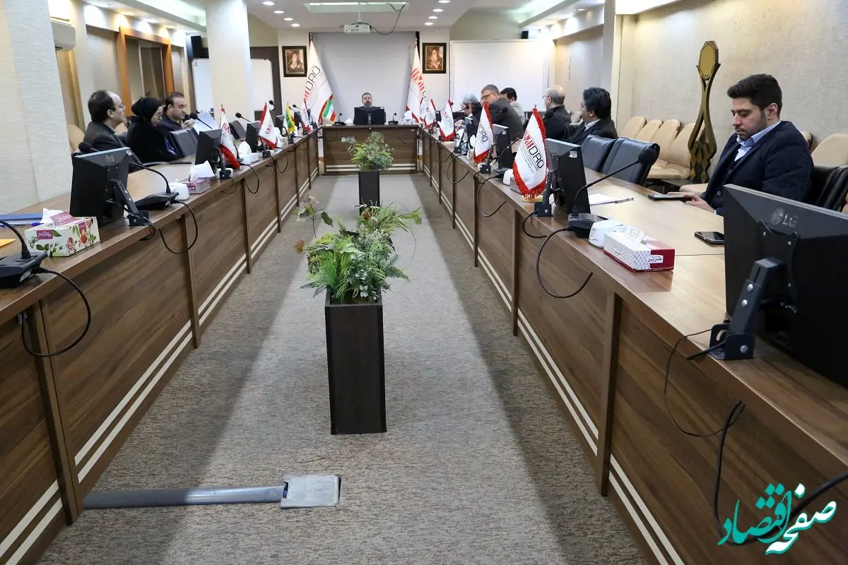 هاشمی: برنامه تدوین نقشه راه تجارت گوهرسنگ‌ها از معدن تا بازار/ مسعودی: پتانسیل غنی گوهرسنگ؛ نقطه قوت ایران در توسعه این صنعت