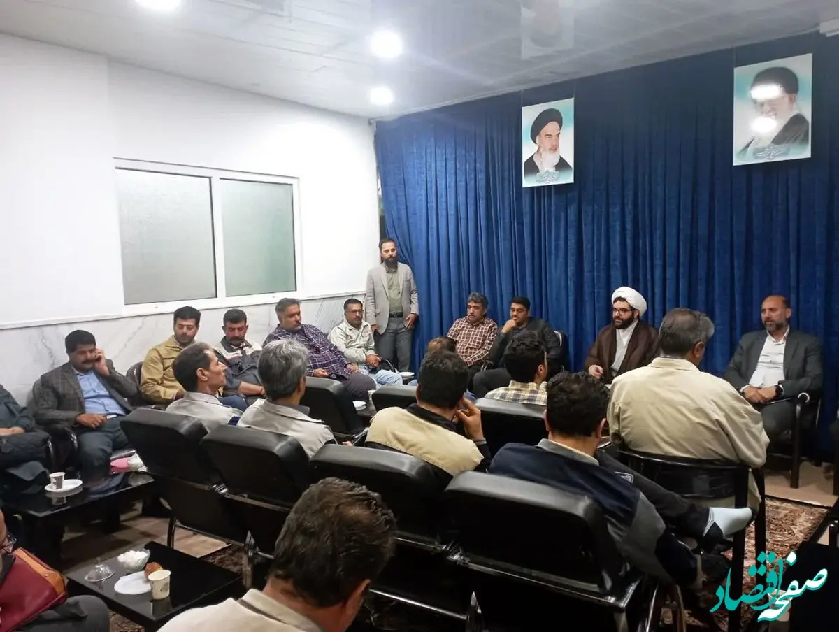 مراسم گرامیداشت هفته کار و کارگر و افتتاحیه خانه بهداشت کارگری پروژه قروه

