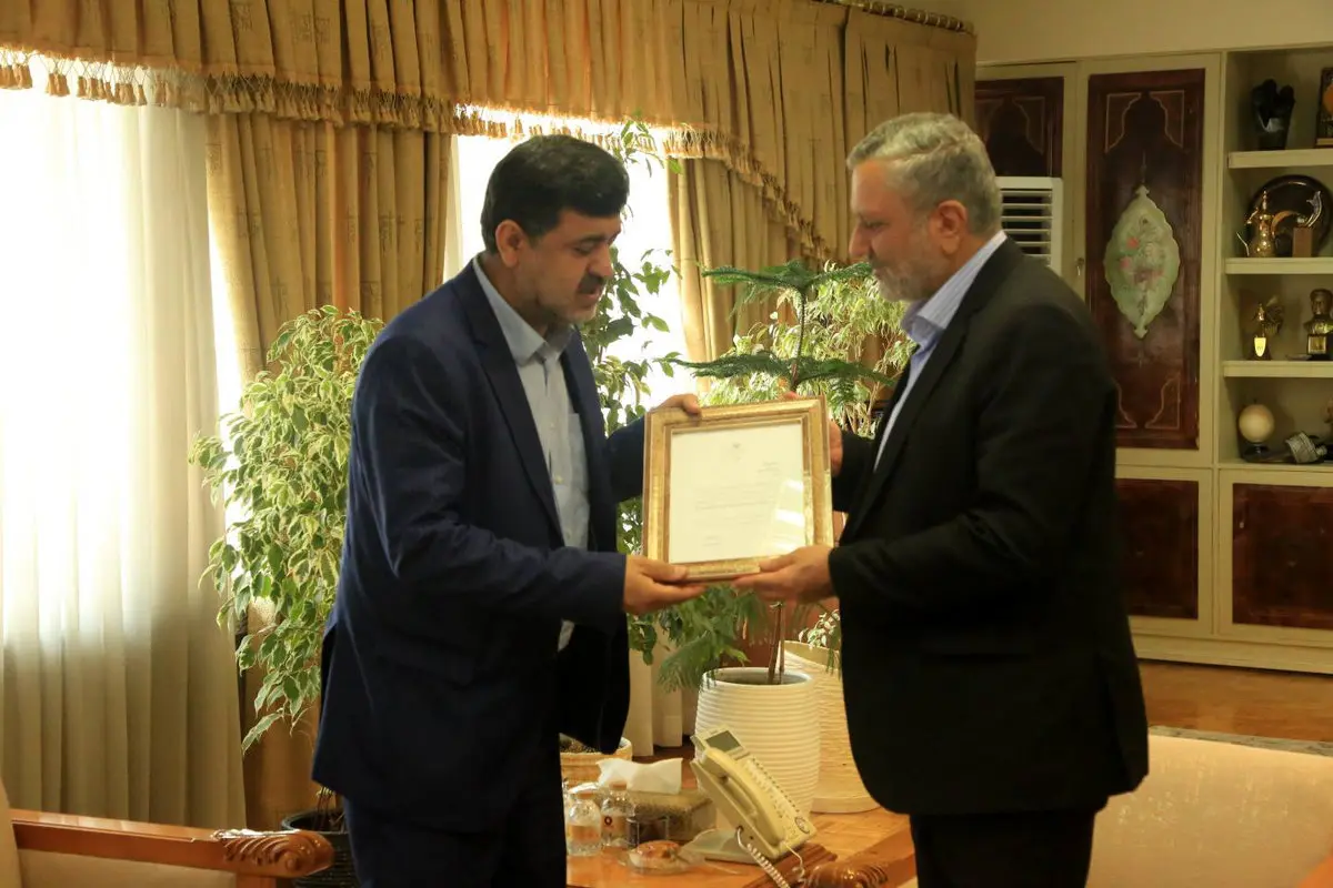 تقدیر وزیر کار از بانک پارسیان در راستای تحقق اهداف زیستبوم ملّی اشتغال