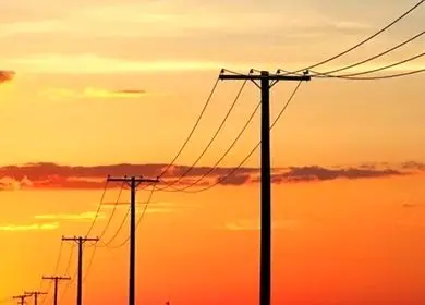 وزیر نیرو: اصلا مردم نگران نباشند | در صورت حمله به نیروگاه ها زود بازسازی می‌شوند + ویدئو