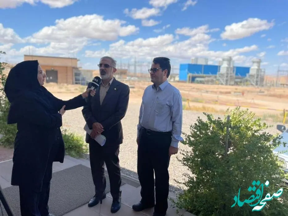 خورسندیان: 8/6 درصد تولید برق کشور توسط بانک صنعت و معدن تامین مالی شده است