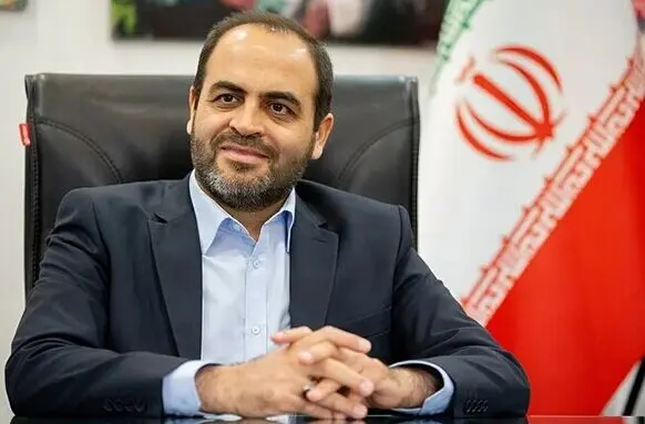 نفت فروختیم، پولش را پس نگرفتیم / رستمی: همه مشکلات را به تحریم گره نزنیم