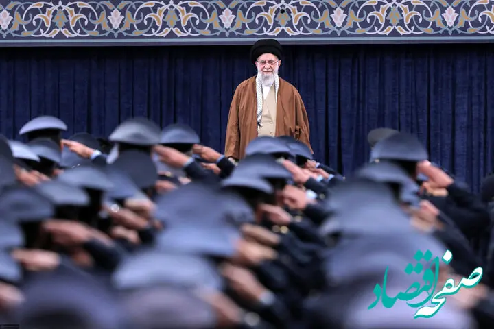 رهبر انقلاب: مذاکره با آمریکا «هوشمندانه، عاقلانه و شرافتمندانه» نیست