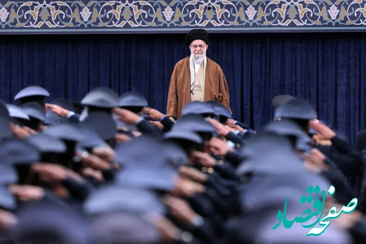 رهبر انقلاب: مذاکره با آمریکا «هوشمندانه، عاقلانه و شرافتمندانه» نیست
