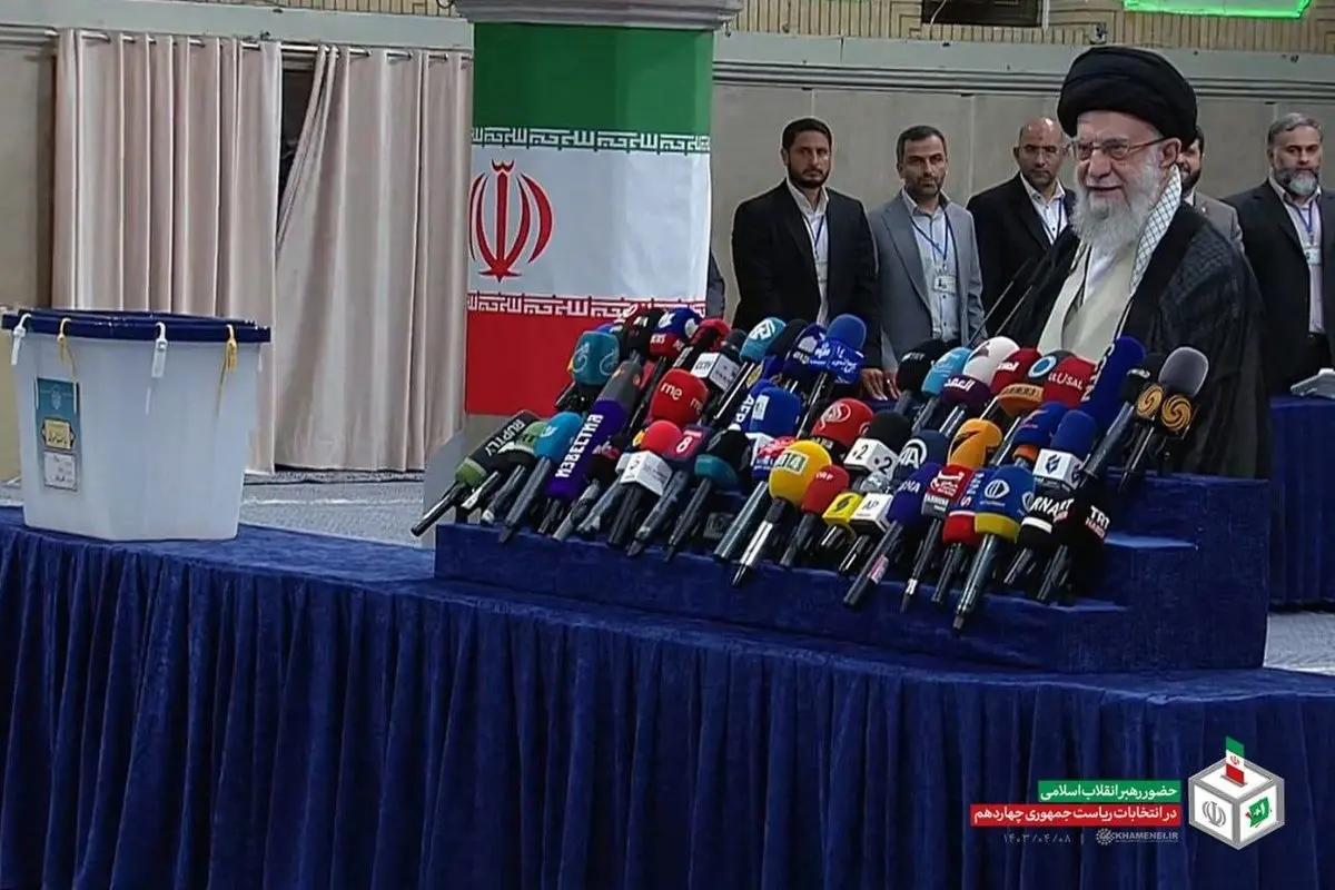 عکس | رهبر انقلاب رأی خود را به کدام صندوق انداختند؟ 