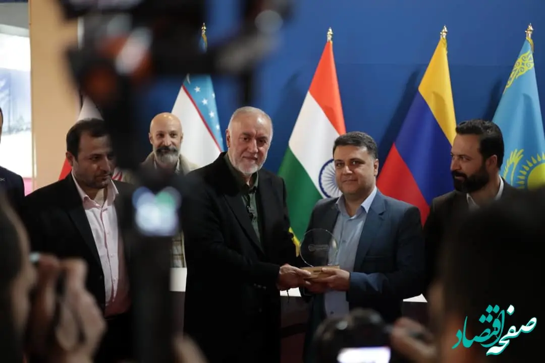 تقدیر رییس ستاد برگزاری دومین نمایشگاه بین‌المللی اوراسیا از صنایع پتروشیمی خلیج فارس