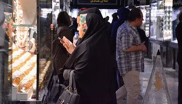 سقوط ناگهانی ۳۲۳ هزار تومانی قیمت طلا در بازار امروز / خریداران طلا بخوانند