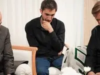 حضور مدیر عامل شرکت بیمه دی در منزل شهید ذاکری؛ احسان ذاکری تمام ویژگی های یک شهید را در زمان حیاتش داشت