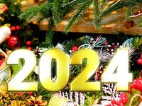 متن تبریک سال نو میلادی 2024 همراه با عکس استوری