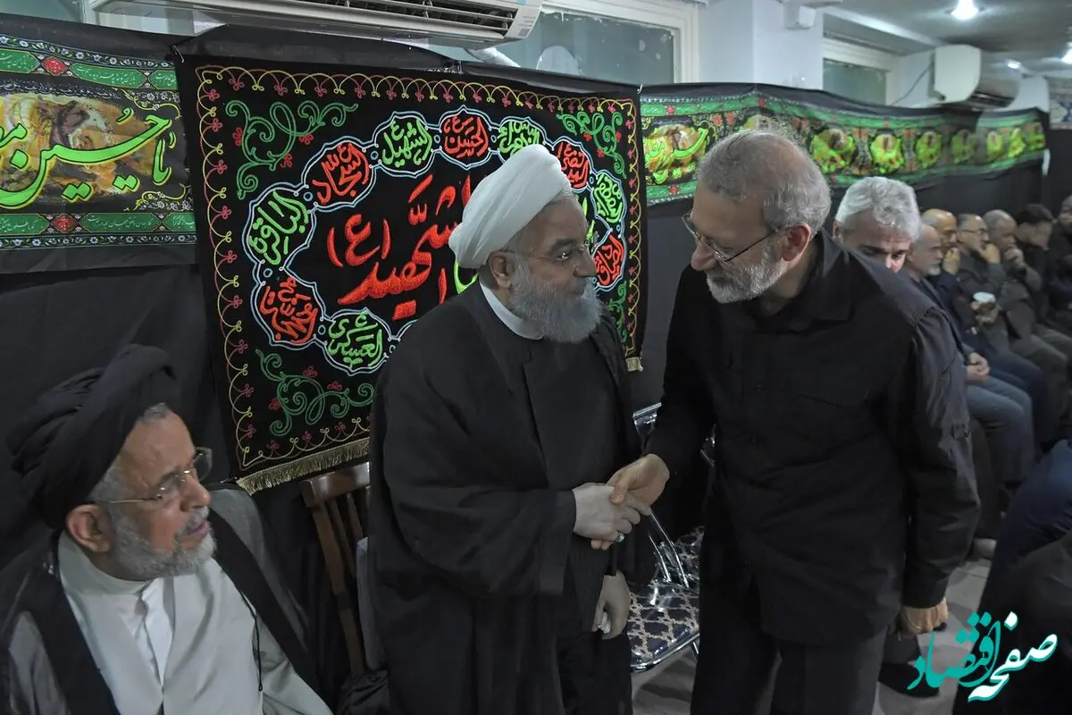 عکس هایی از سینه زنی حسن روحانی و علی لاریجانی حسابی خبرساز شد / این فرد هم بود