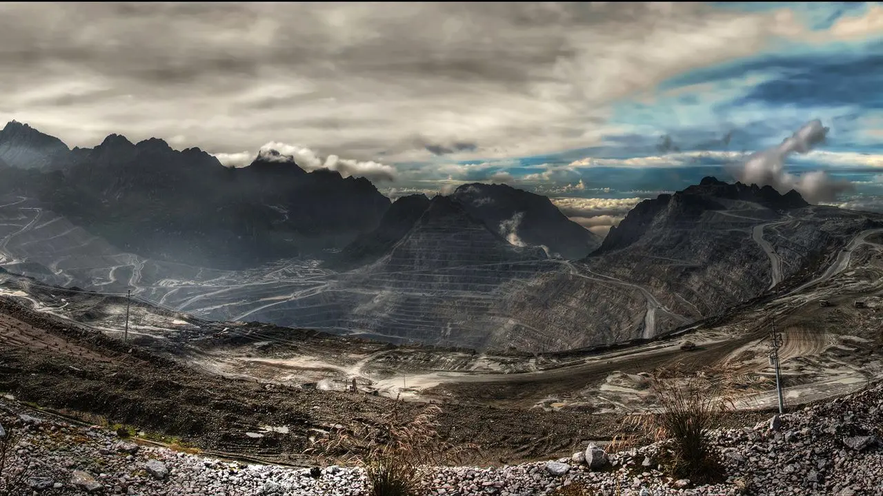 نگاهی به تحولات و رویدادهای بازار فلز سرخ در ماه‌های ابتدایی 2026/ دوران مس 13000 دلاری