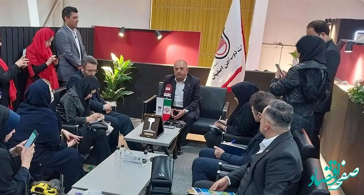 تمام محورهای خط آهن کشور با ریل ذوب آهن ساخته می شود