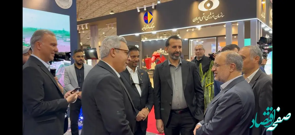 بازدید معاون معدنی وزیر صمت از غرفه چادرملو در متافو تبریز