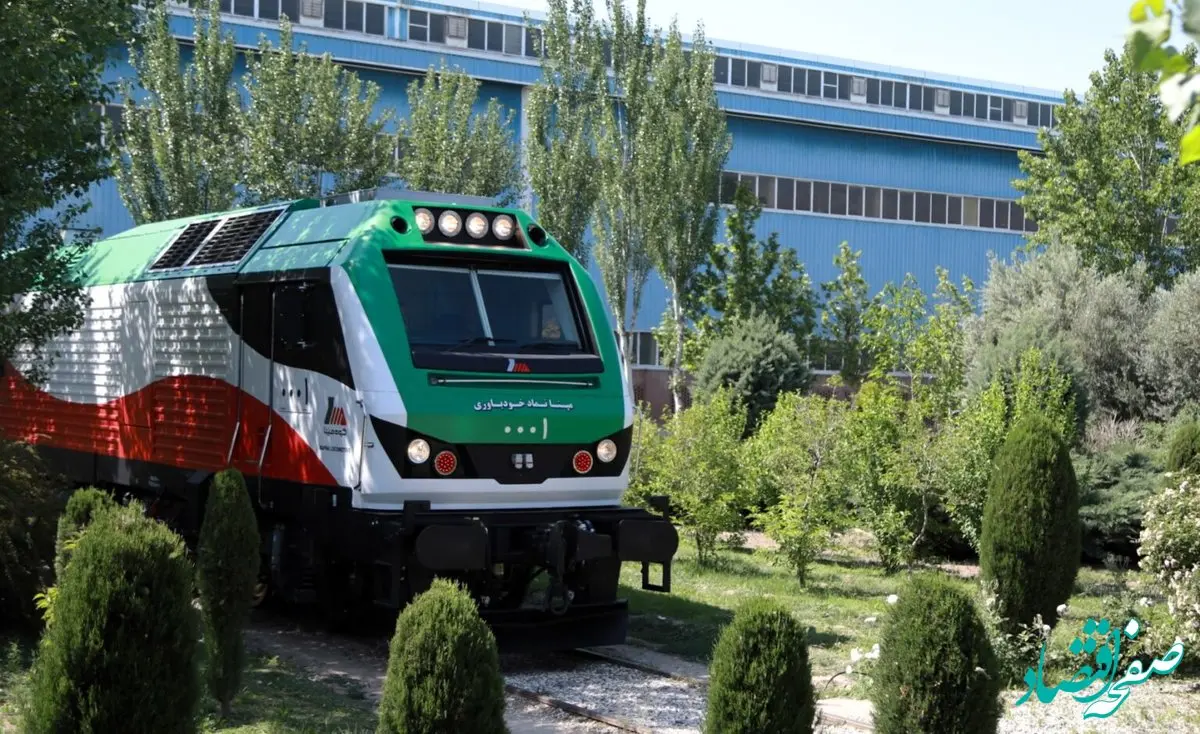 رونمایی از لوکوموتیو باریMAP30 گروه مپنا با حضور وزیر صمت و مدیرعامل راه‌آهن