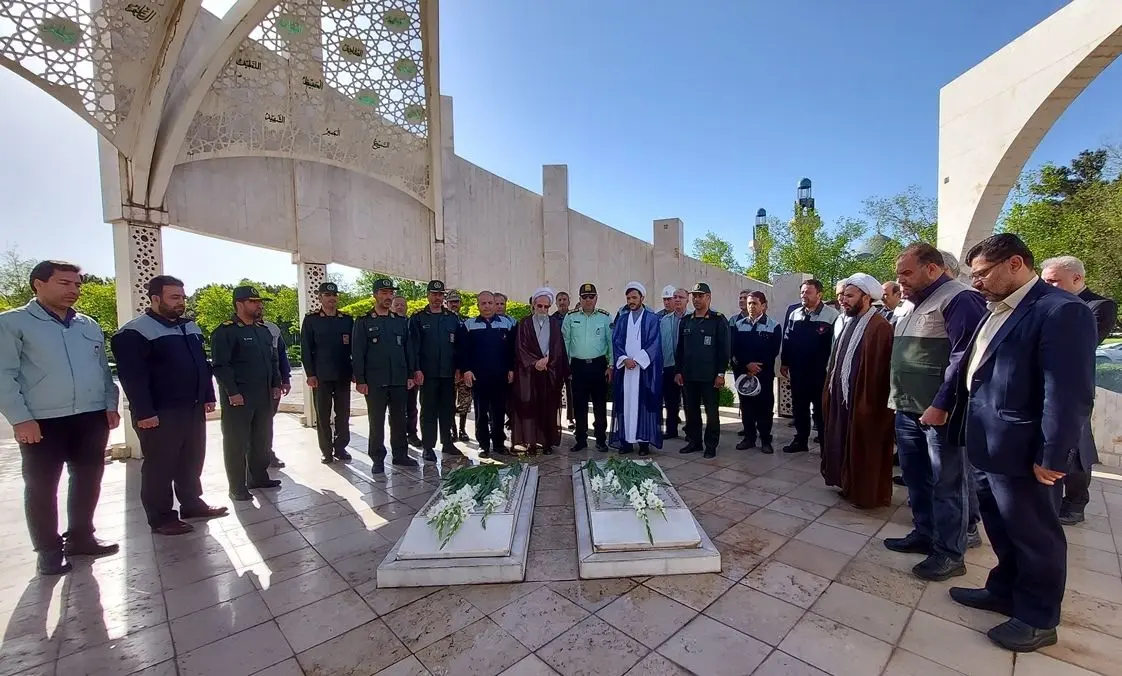 صنعتگران ذوب آهن اصفهان برای ایران قوی تلاش می کنند
