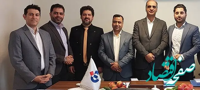 تقدیر از نمایندگان برتر فروش بیمه‌های زندگی در جشنواره تابستانه بیمه دانا