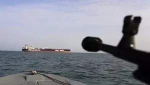 تایمز: محاصره دریایی آمریکا در توقف ناوگان ایران شکست خورد