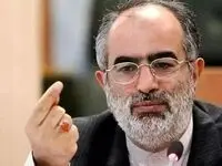 این فرد با مدرک به رائفی‌پور پاسخ داد
