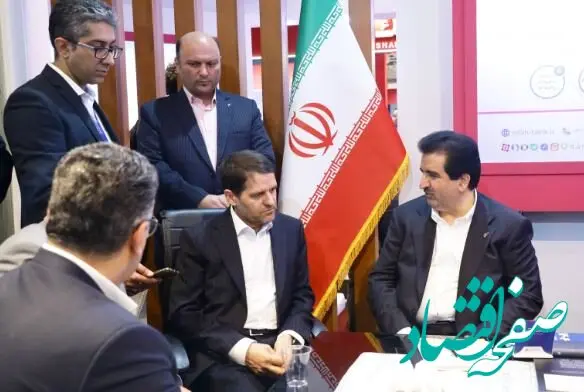 آمادگی بانک رفاه کارگران به منظور تامین مالی ارزی و ریالی طرح‌های توسعه‌ای صنعت پتروشیمی کشور