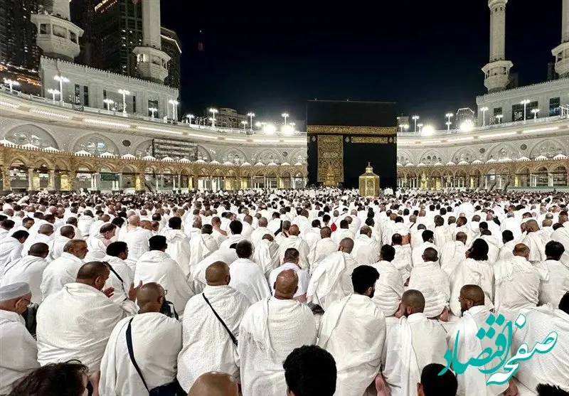 بازگشت حجاج ایرانی ادامه دارد | عبور زائران از مرزهای عرعر و مهران به داخل کشور