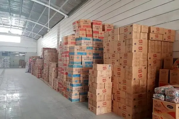 کشف بیش از ۱۰۰ میلیارد ریال کالای اساسی احتکارشده در زاهدان؛ یک انبار پلمپ شد