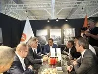 بازدید مدیرعامل گروه پتروایران از شرکت‌های حاضر در بیست‌ونهمین نمایشگاه بین‌المللی نفت