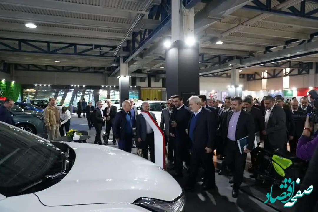 وزیر صمت از محصولات برقی بهمن و BMCARS دیدن کرد

