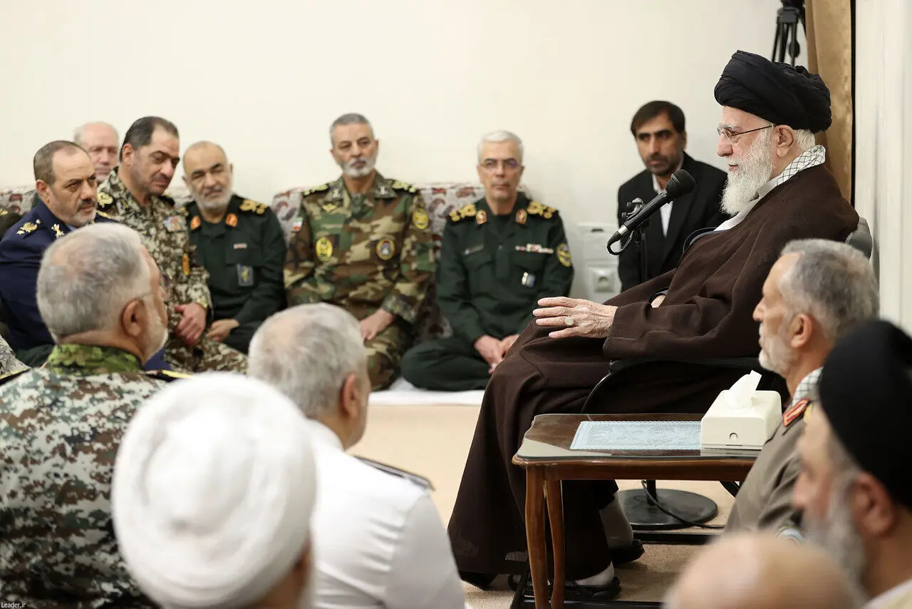 سخنان کلیدی رهبر انقلاب درباره موشک های شلیک شده به اسرائیل