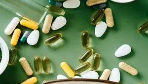 زینک یا ویتامین C؛ کدام برای تقویت سیستم ایمنی مفیدتر است؟