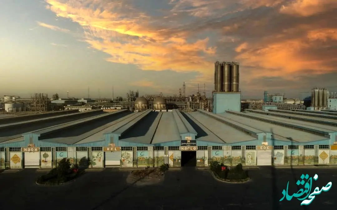 تولید موفق گرید E7544 برای نخستین‌بار در کشور توسط پتروشیمی اروند/ ایران از واردات دستکش معاینه وینیل بی‌نیاز می‌شود