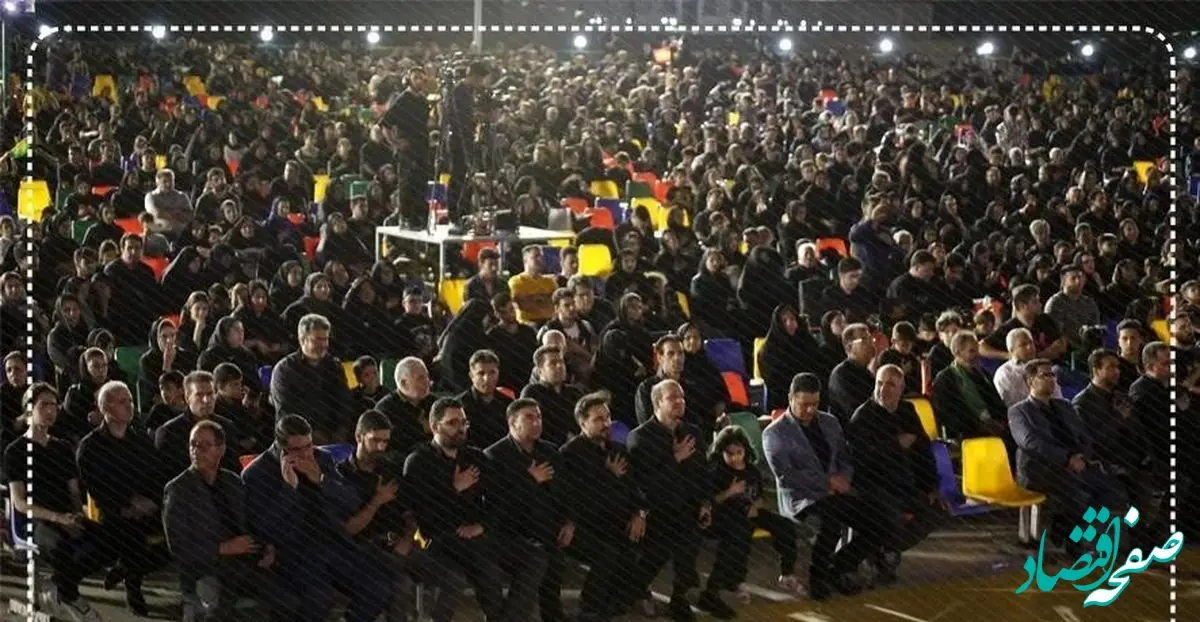 عزاداری متمرکز کارکنان شرکت های منطقه معدنی و صنعتی گل گهر و هیات های مذهبی شهرستان سیرجان در گهرپارک