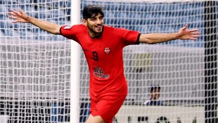 پرسپولیسی ها این خبر را بخوانند بال درمی‌آورند! | این ستاره به پرسپولیس برگشت