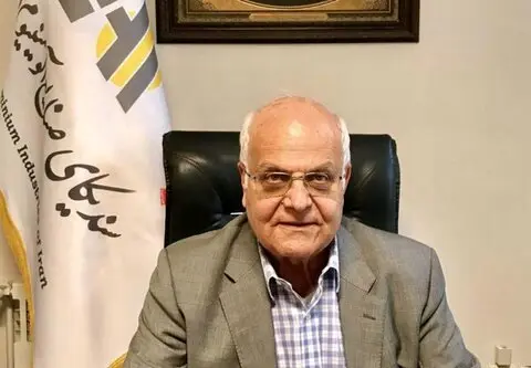 انتقاد رئیس هیئت مدیره سندیکای صنایع آلومینیوم ایران از بخشنامه‌های خلق‌الساعه