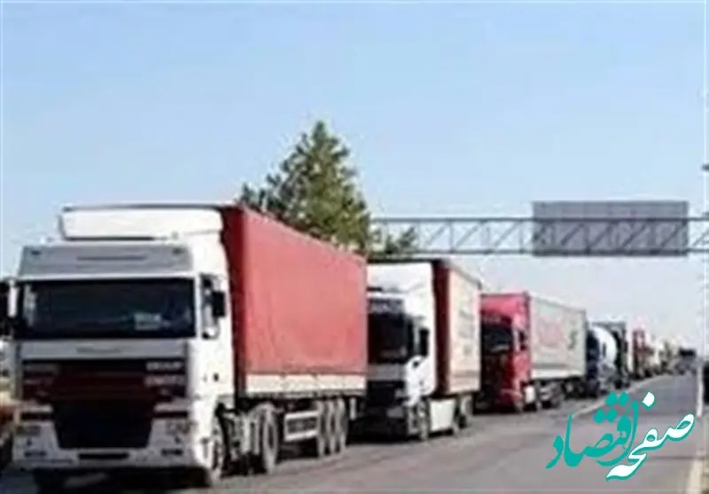 رکورد حمل کالای اساسی از بنادر در جنگ تحمیلی سوم شکسته شد
