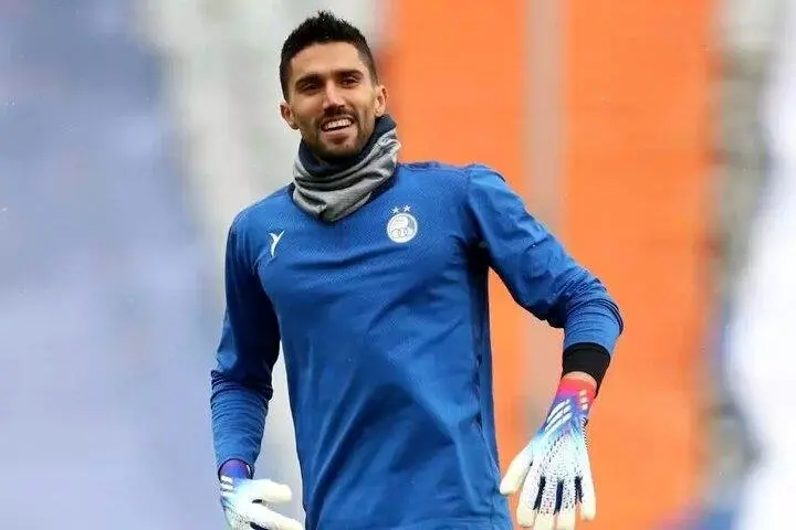 سیدحسین حسینی: پنالتی 100 درصد پرسپولیس گرفته نشد