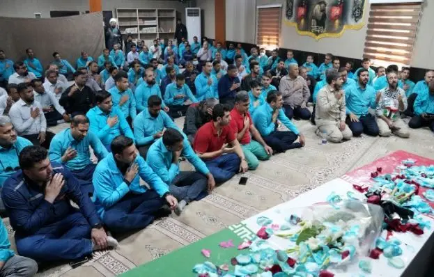 شهید گمنام میهمان کارکنان فولاد کاوه