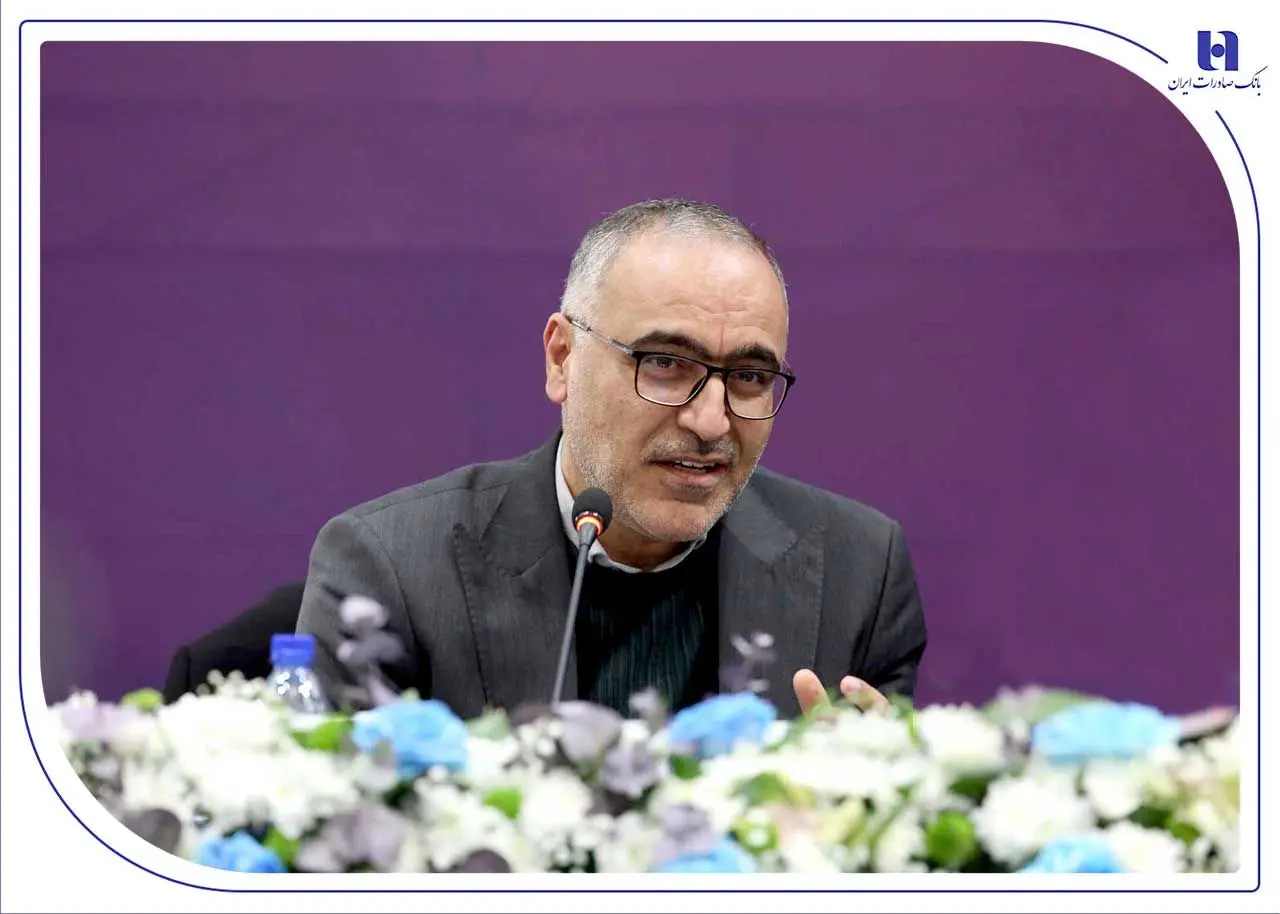 سرپرست صندوق بازنشستگی کشوری: بانک صادرات ایران می‌تواند زنجیره ارزش صنعت پتروشیمی را تقویت کند