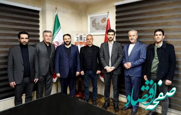 برگزاری نشست دکتر احمدی با مدیرعامل و سرمربی پرسپولیس