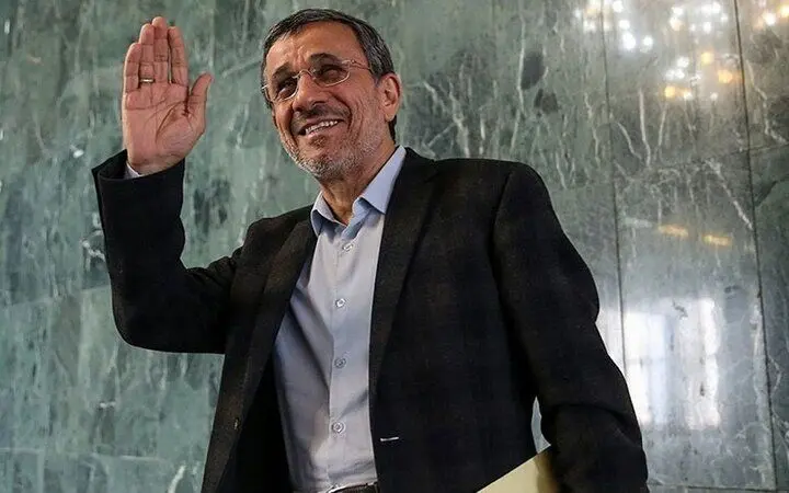 انتقاد صریح رهبر انقلاب به مواضع احمدی نژاد در مورد اسرائیل / رئیس جمهور پیشین درباره اسرائیل 
چه گفت ؟ 
