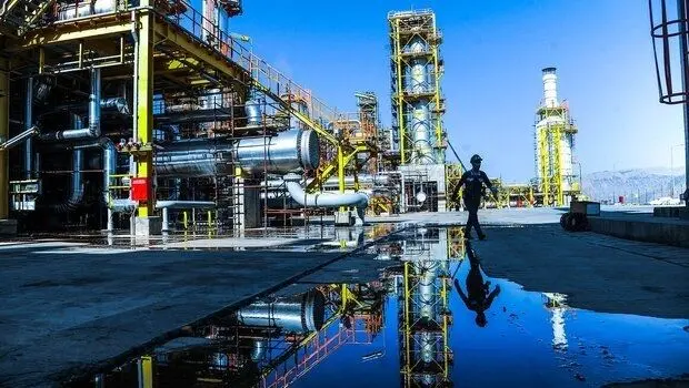 چالش جذب سرمایه در صنعت نفت؛ فاصله نیازها تا واقعیت‌ها